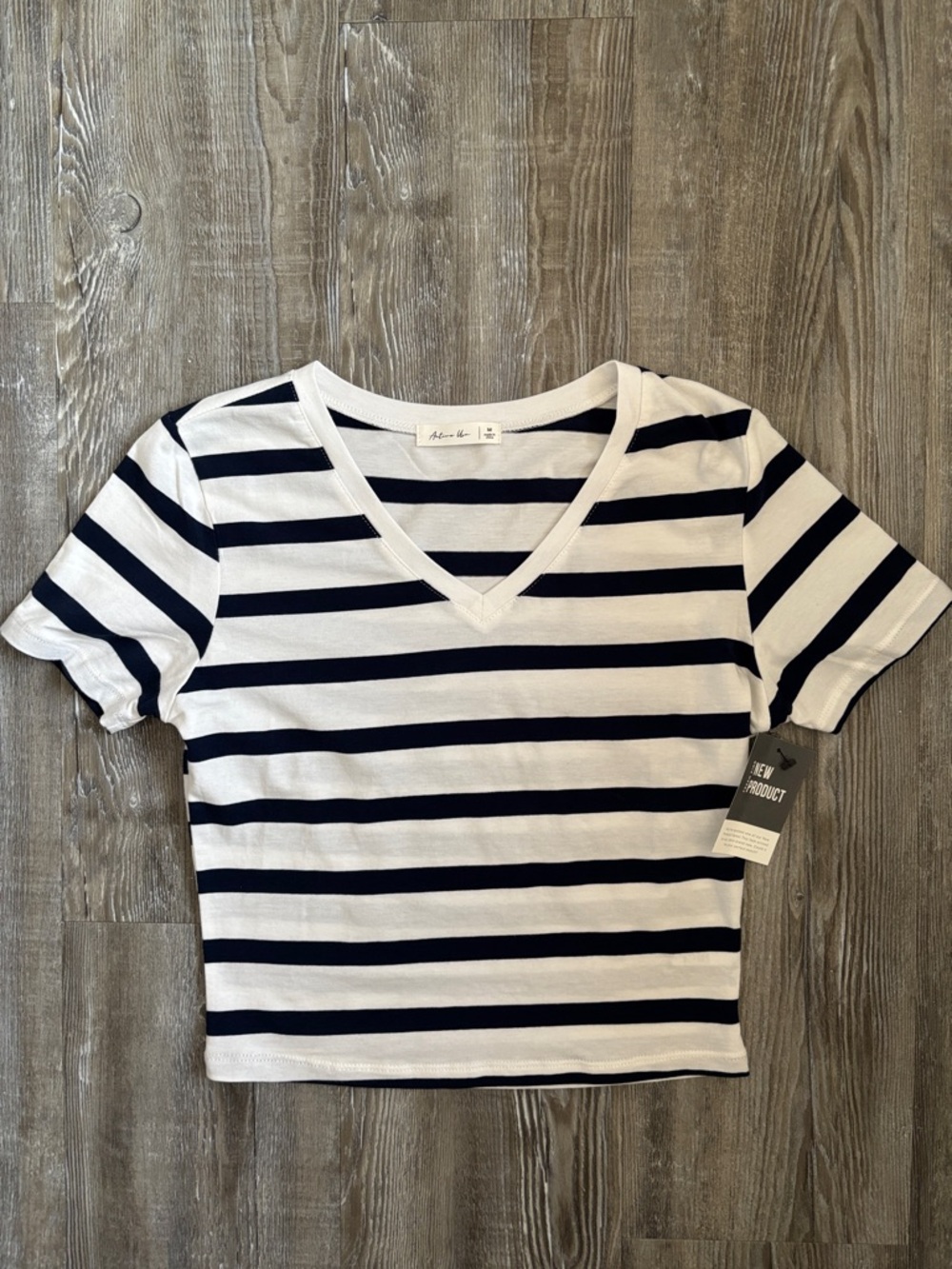 Active USA White and Navy Striped V-Neck Crop Top